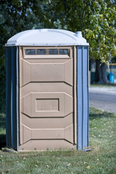 Best Luxury portable toilet rental  in Carrollwood, FL